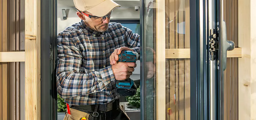 Best Sliding Door Glass Replacement in Alafaya, FL