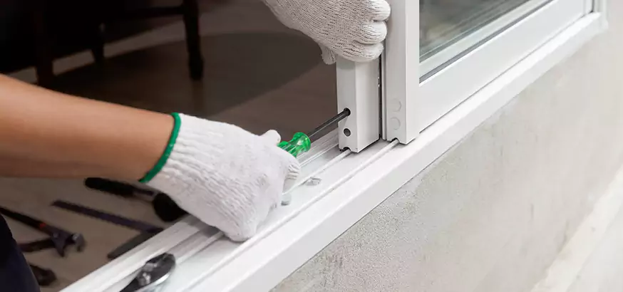 How Our Door Track Repair Process Works in Alafaya, FL?