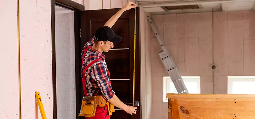 How our Interior Door Repair Process Works in Alafaya, FL