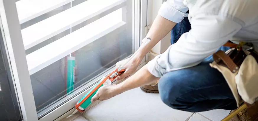 How Our Window Caulking Repair Process Works in Alafaya, FL?